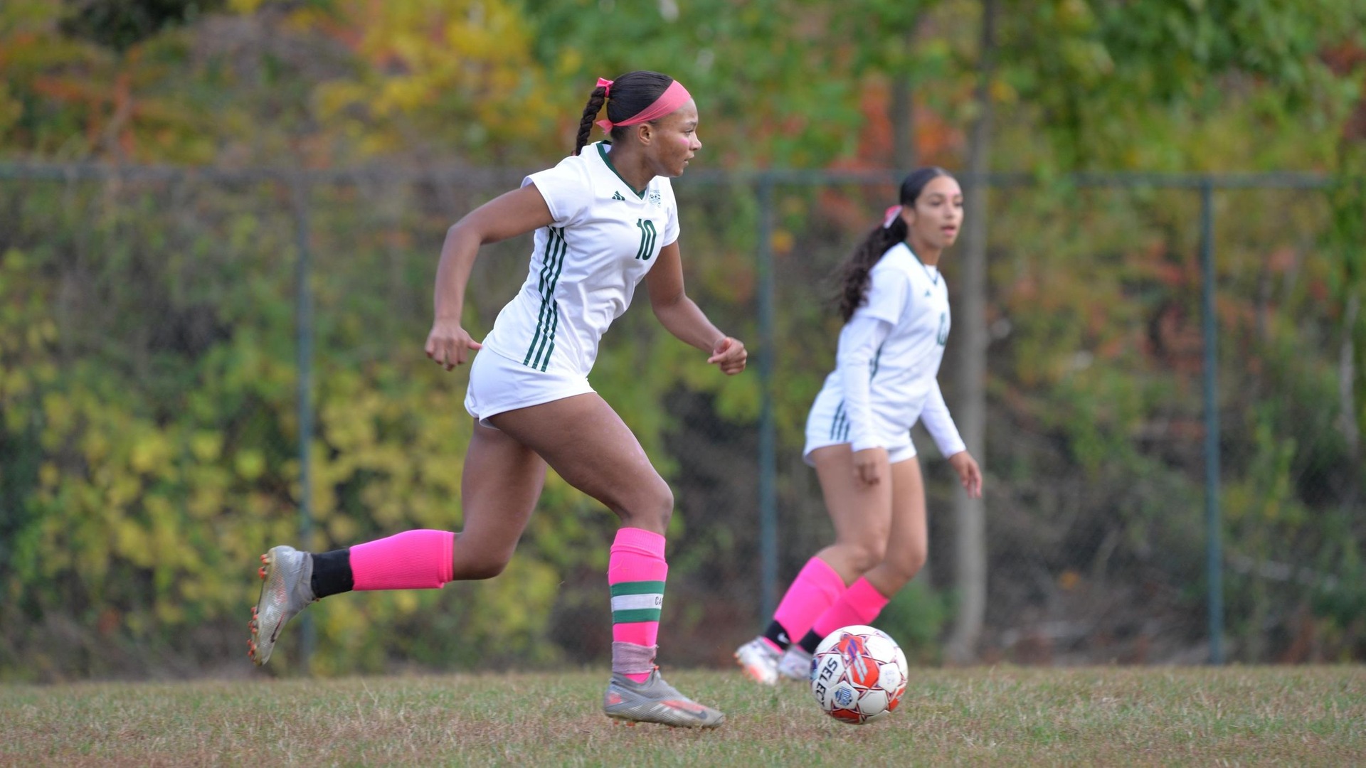 Women&rsquo;s Soccer Victorious in Pink Out Game