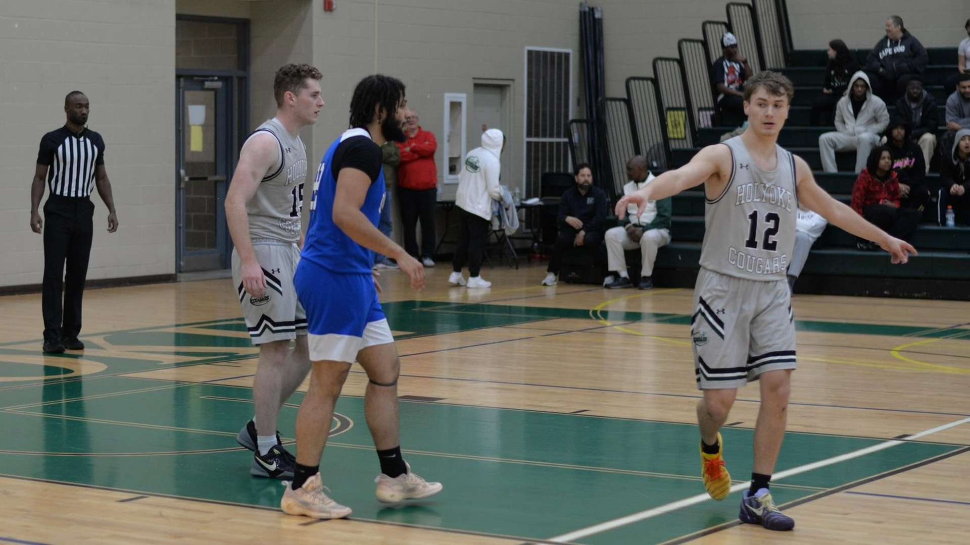 Men&rsquo;s Basketball Battles Through Opening Month