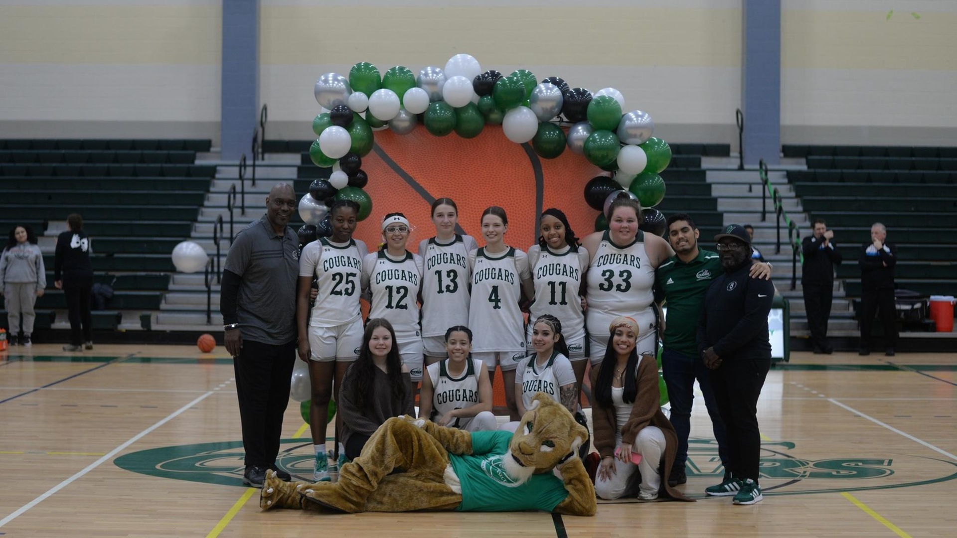 Lady Cougars Blaze into Postseason with Seventh Straight Win